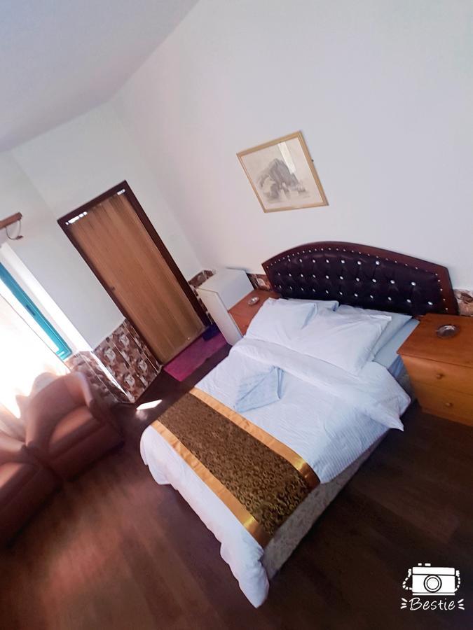 Crystal Hotel فندق كريستال Nablus Exterior foto